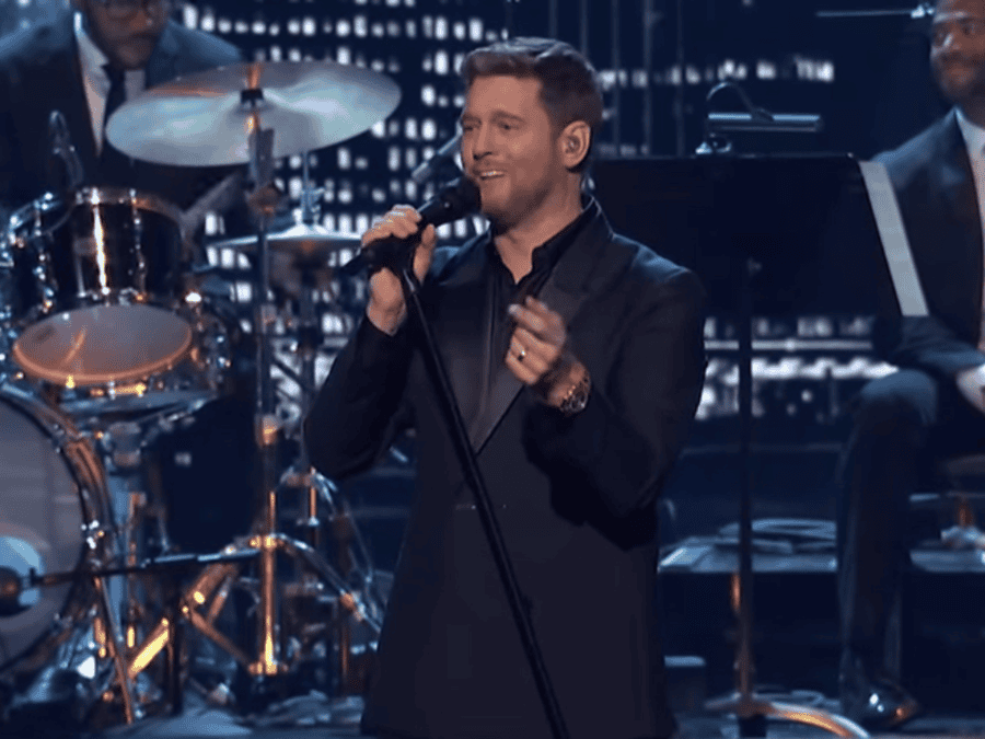 Buble's Raper Michael Bublé’s Unforgettable ‘Crazy Little Thing Called Love’ at ...